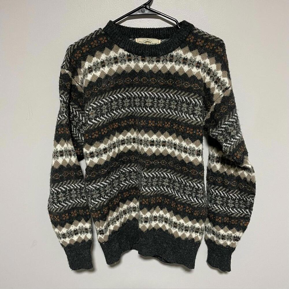 Northwest Territory Men's Patterned Sweater Green, Brown, and White size medium